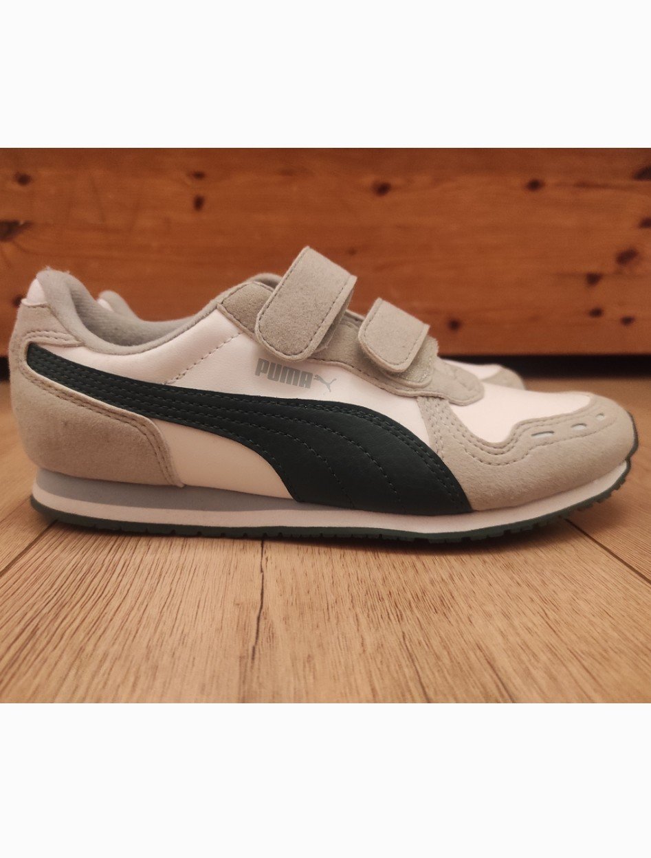 Puma Sportschuhe Neu