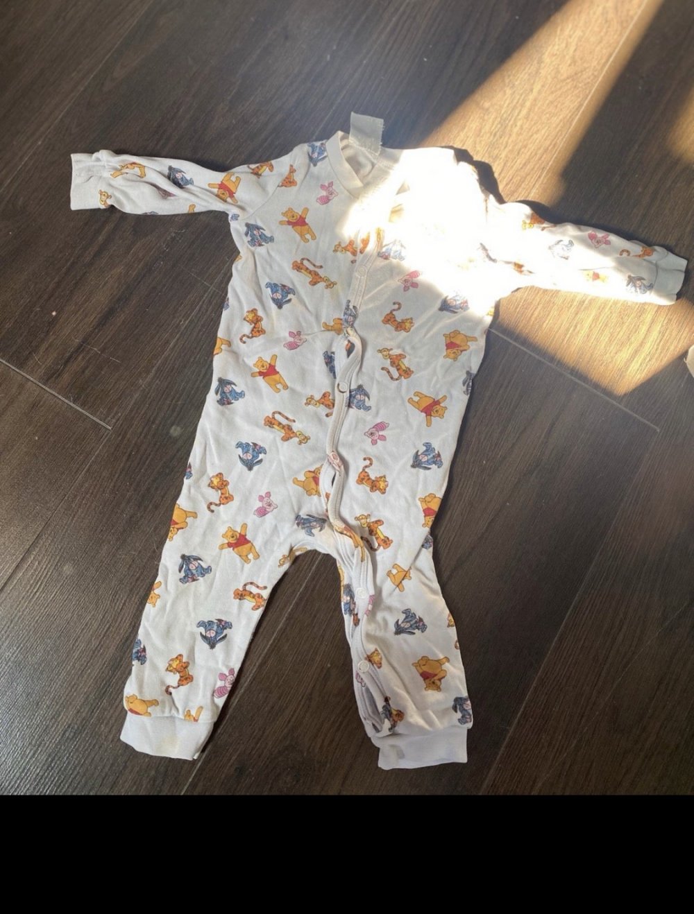 verschiedene Baby Kinder Klamotten