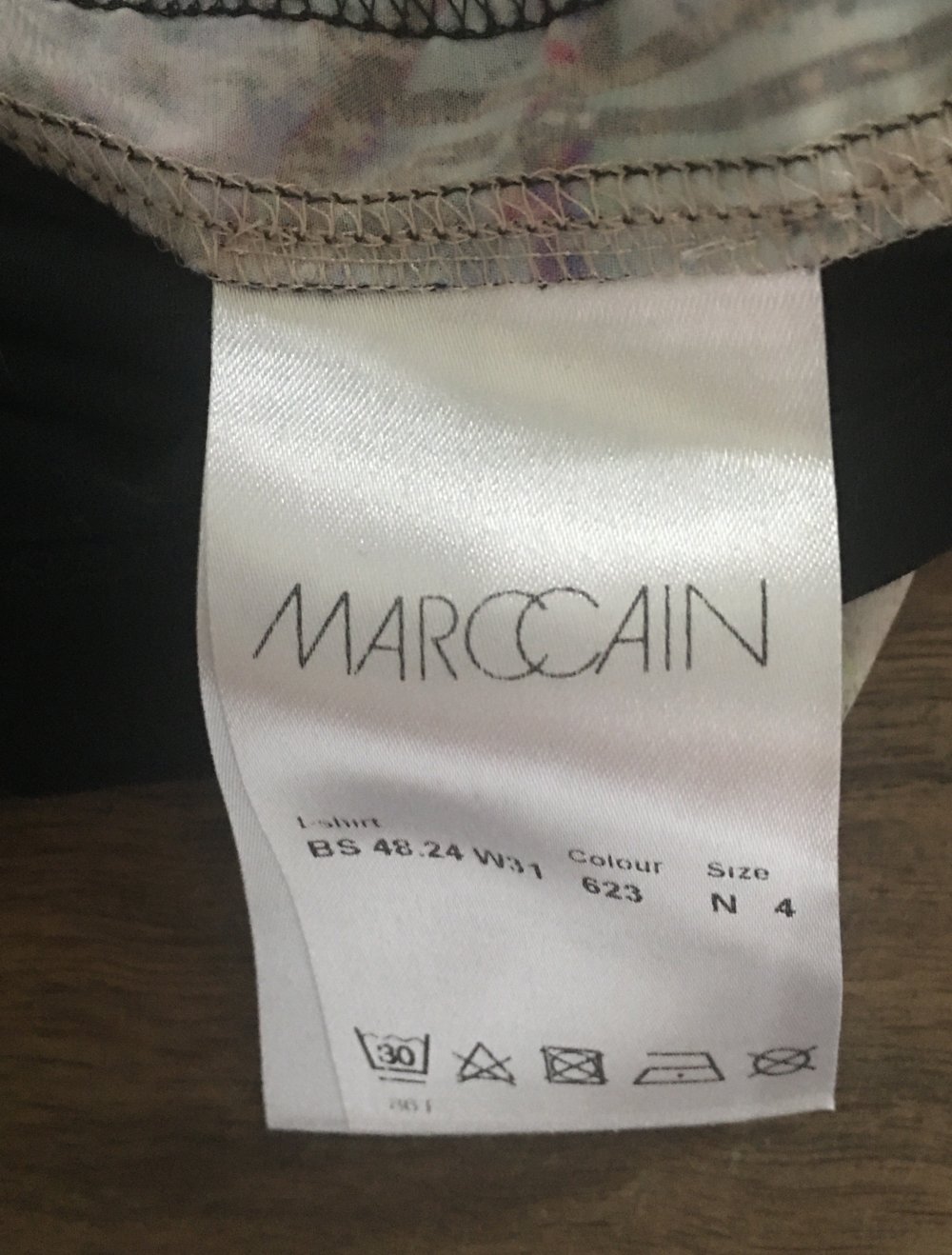 T Shirt von Marc Cain Gr. S - M