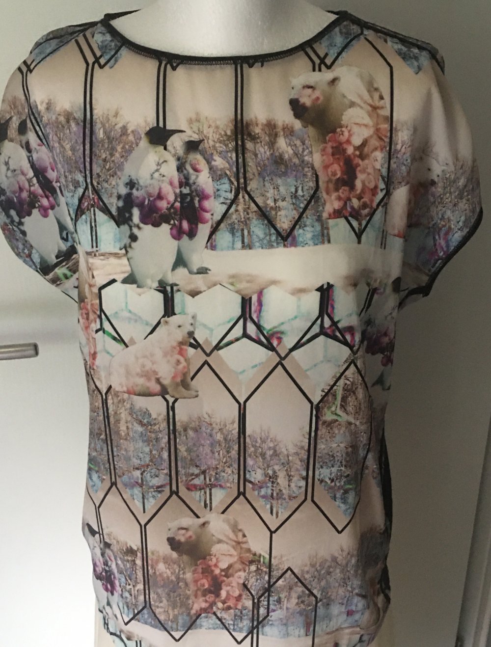 T Shirt von Marc Cain Gr. S - M