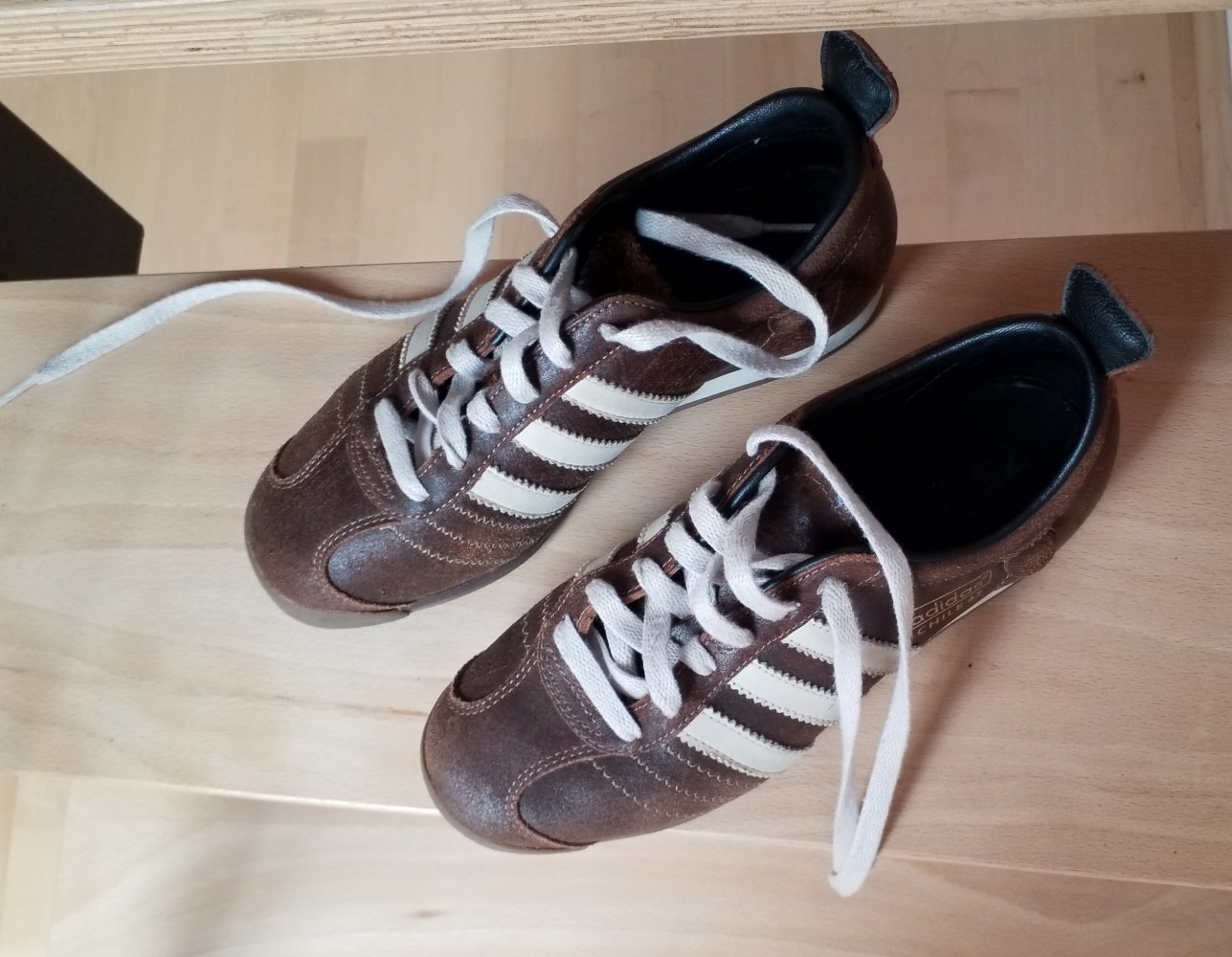 Adidas neo chile hotsell
