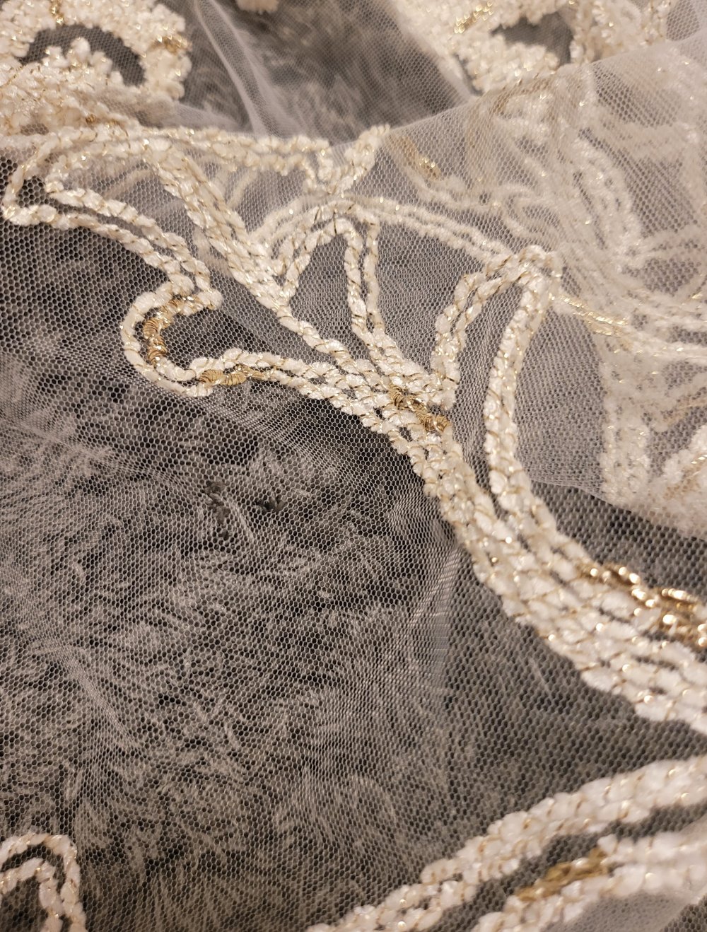 245x570cm Wunderschöne Gardine Vorhang creme Gold Spitze