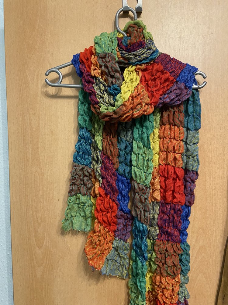 Regenbogenschal