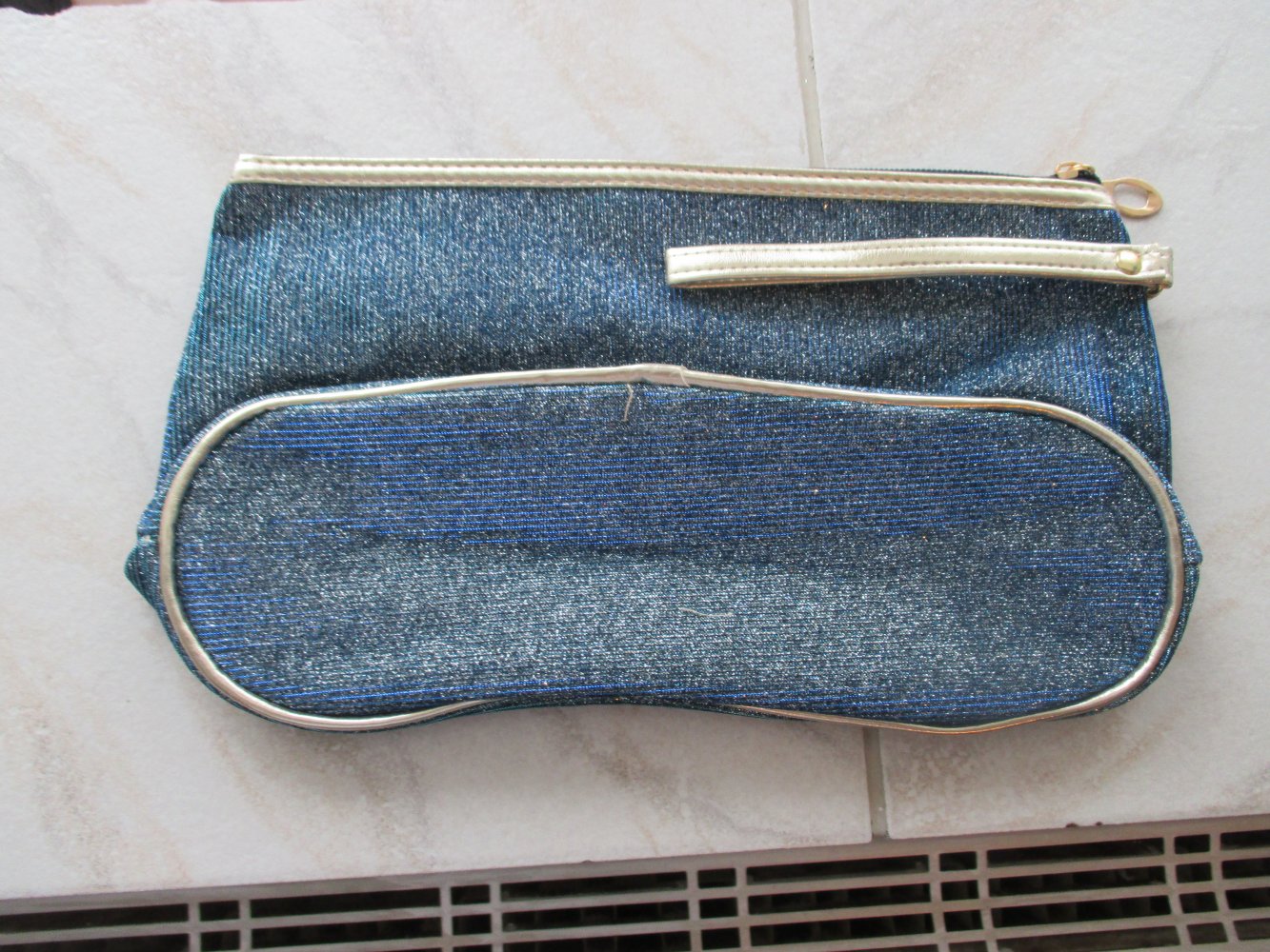 neue kosmetiktasche farbe blau 