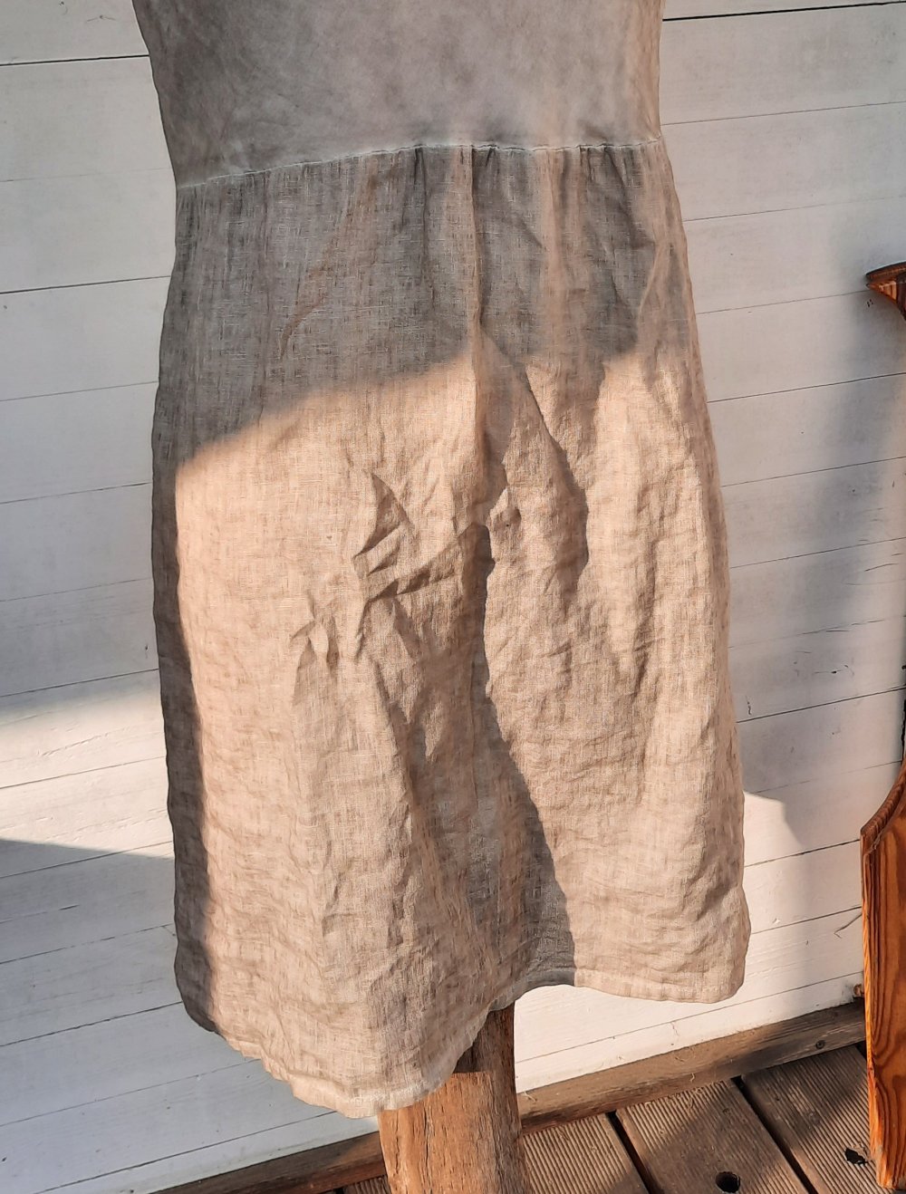 beiges Knielanges Leinenkleid Made In Italy Gr.40 100% Leinen