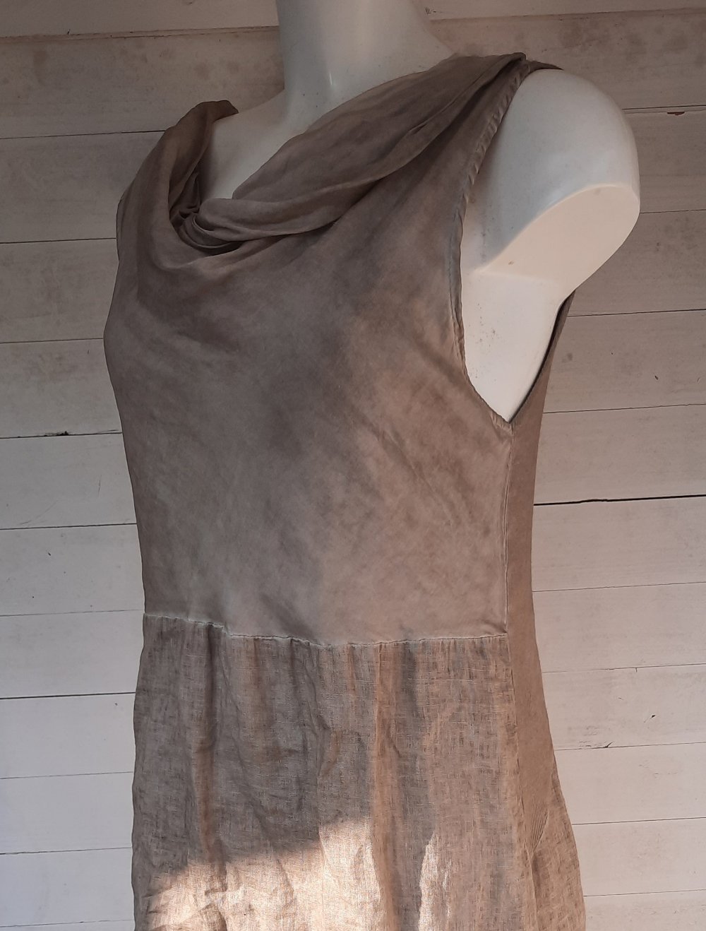 beiges Knielanges Leinenkleid Made In Italy Gr.40 100% Leinen