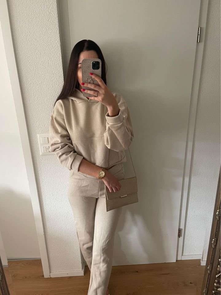 Traineranzug Set in Beige Gr. S