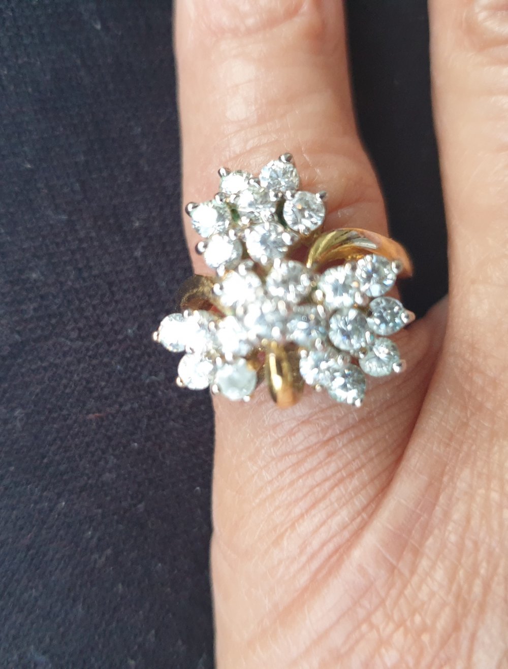 Damen Ring mit Zirkonias