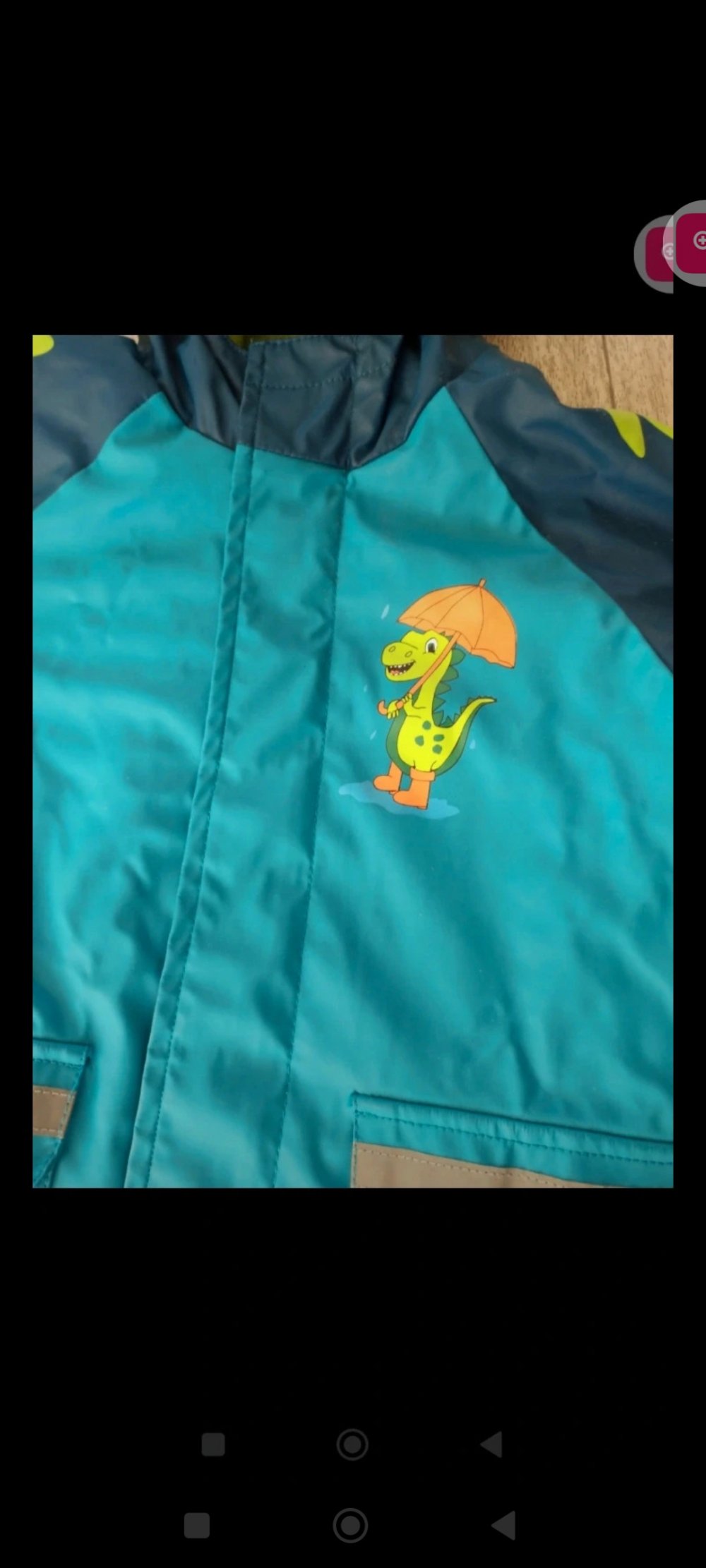 Tolle Regenjacke (116/122)