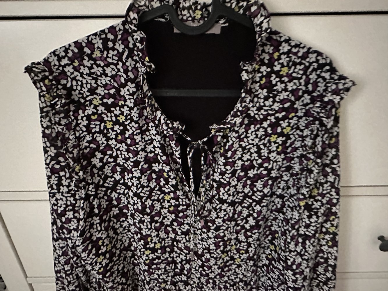 Kleid aus fließendem Stoff