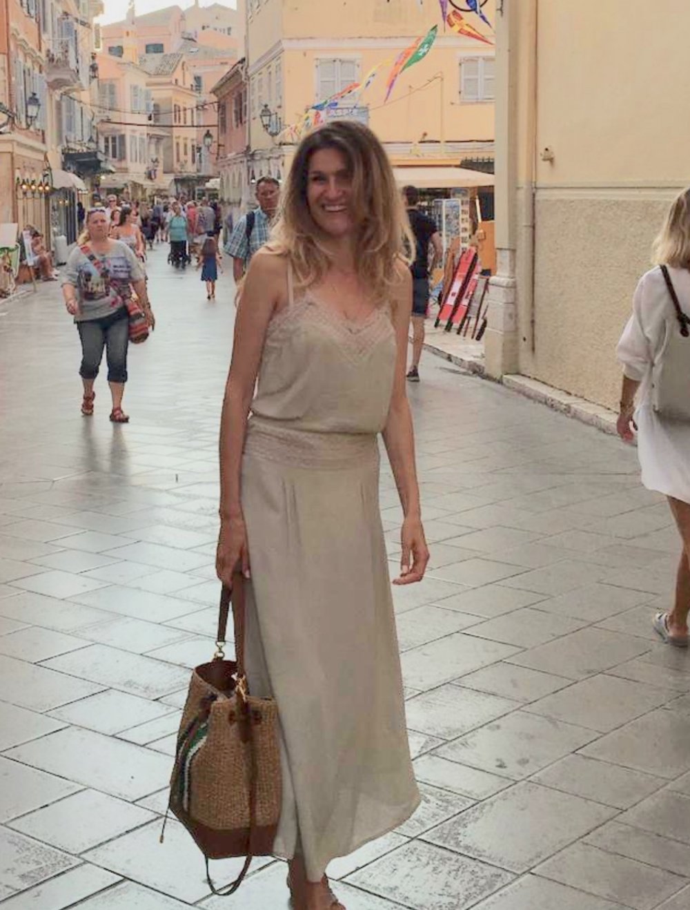 Kleid mit Spitze Gr. S