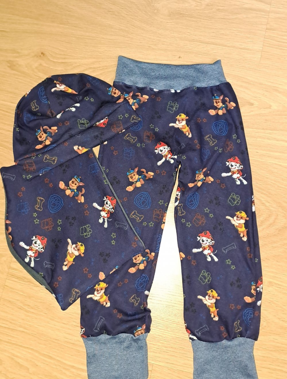 Pumphose/Schal/ Mütze set