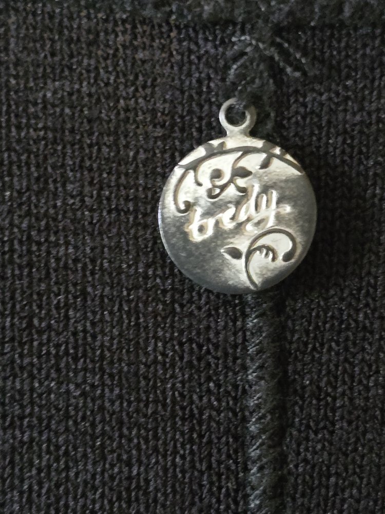 Leichtes Kleid mit schönem Muster und vielen Nieten Tredy Gr. 52 auch noch 54