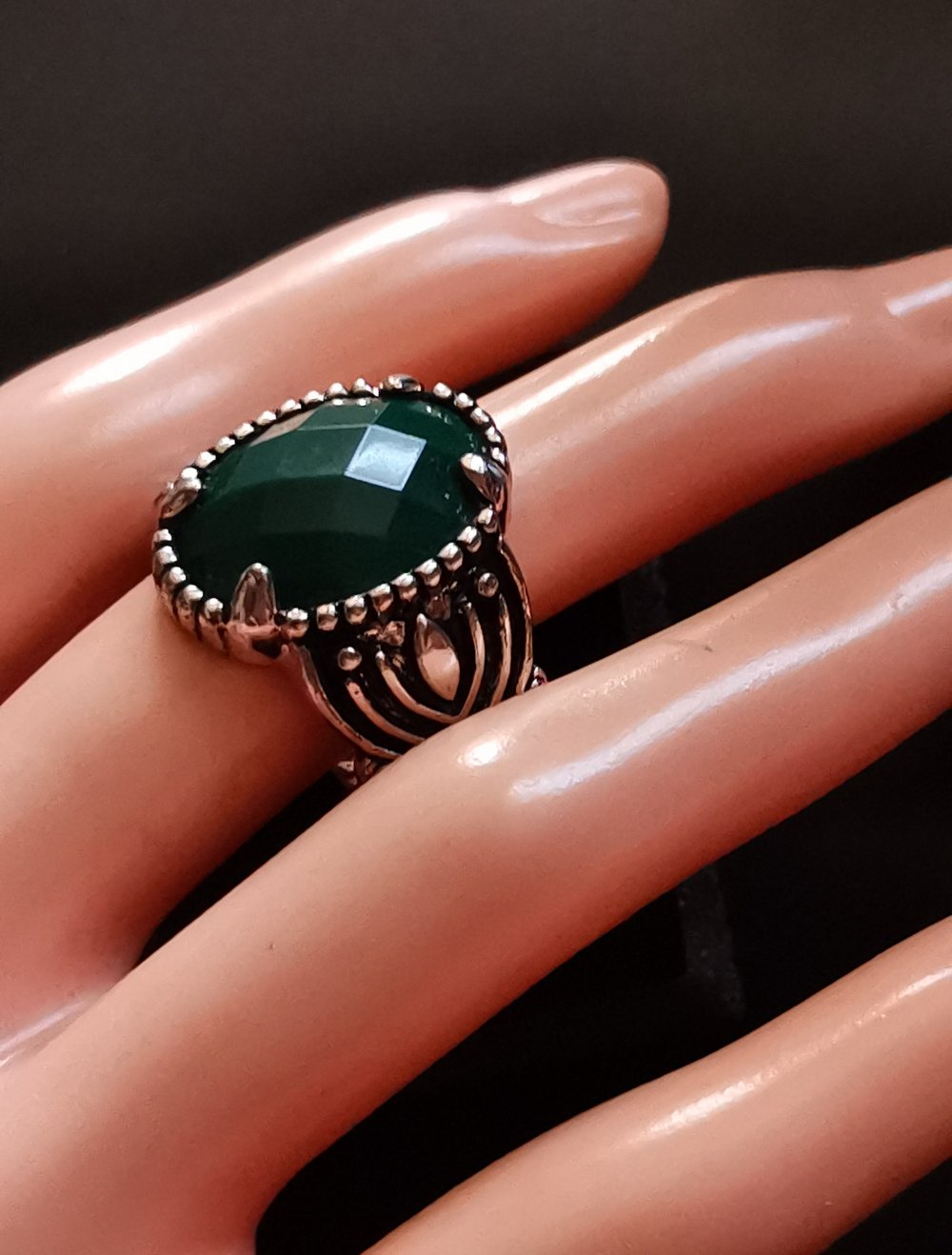 Herren Ring Edelstahl mit grünen Stein Gr. 20