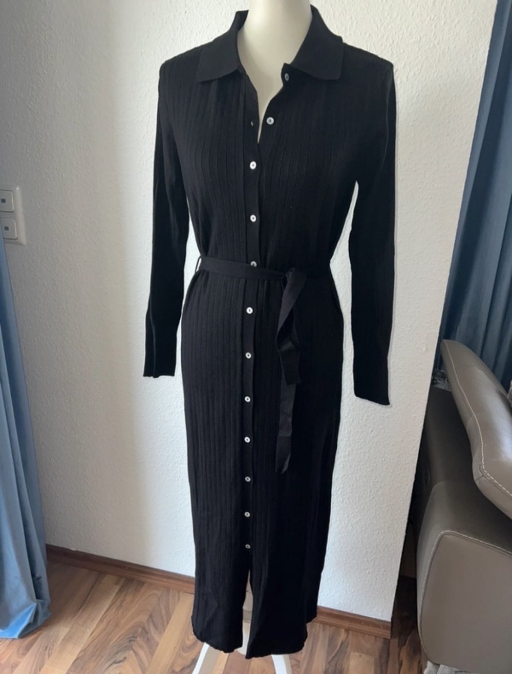 Strickkleid gr.S neu Zara