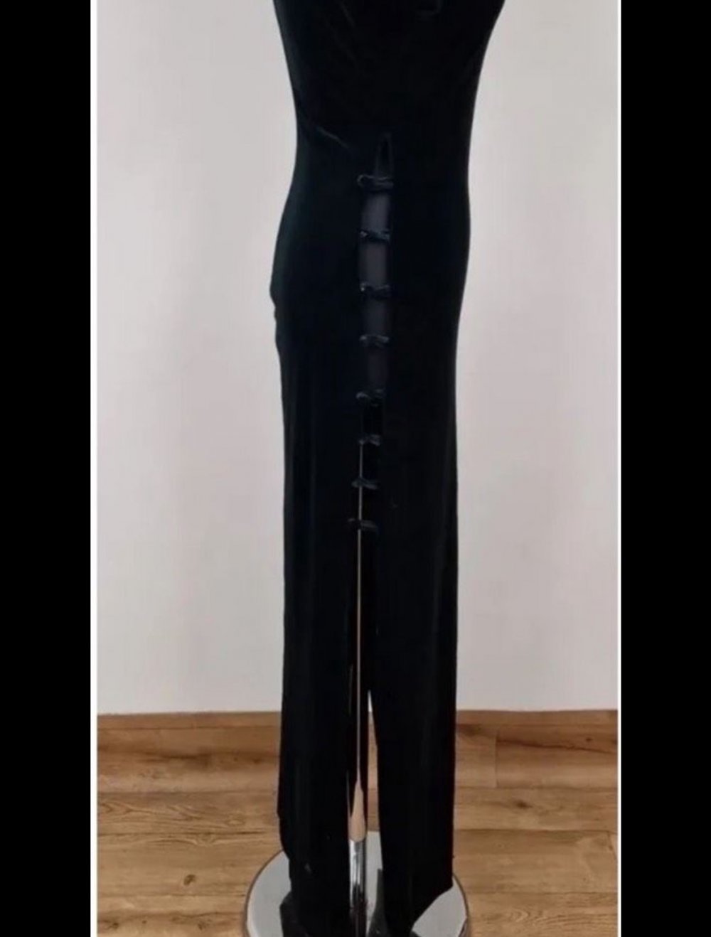 Samtkleid gr.M neu Zata