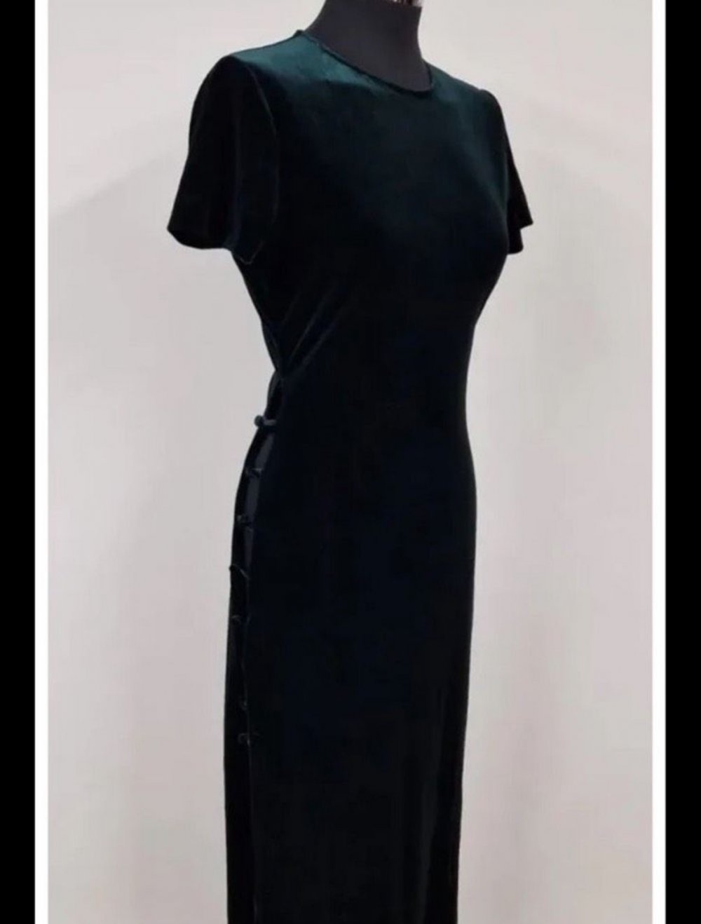 Samtkleid gr.M neu Zata