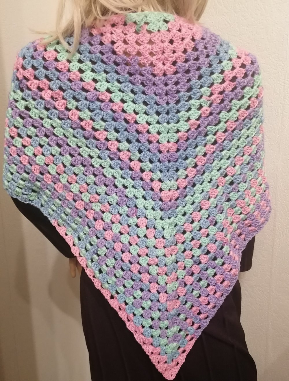 Dreieckstuch gehäkelt