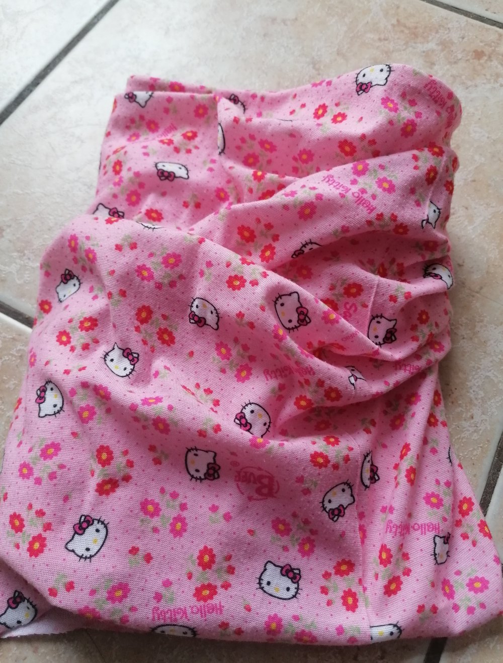 Hello Kitty Schlauchschal