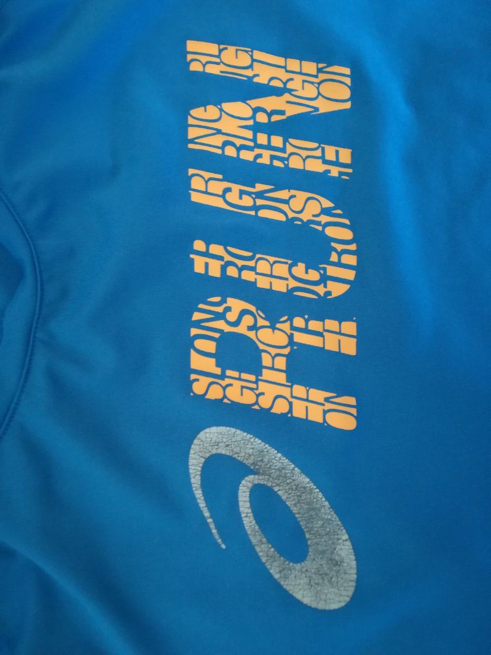 Sportshirt von Asics