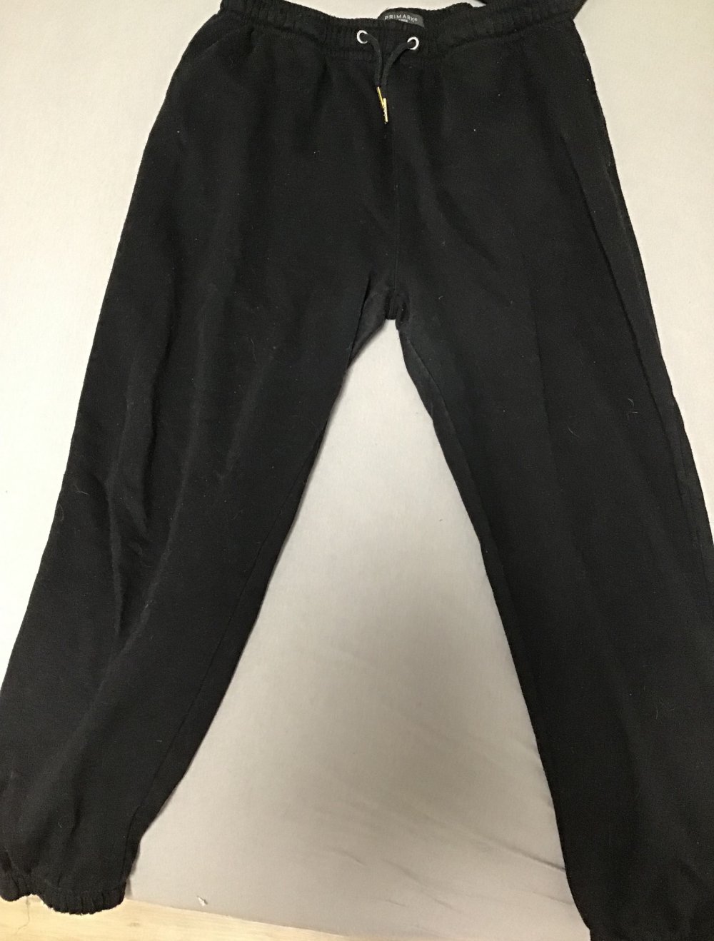 schwarze Jogging Hose