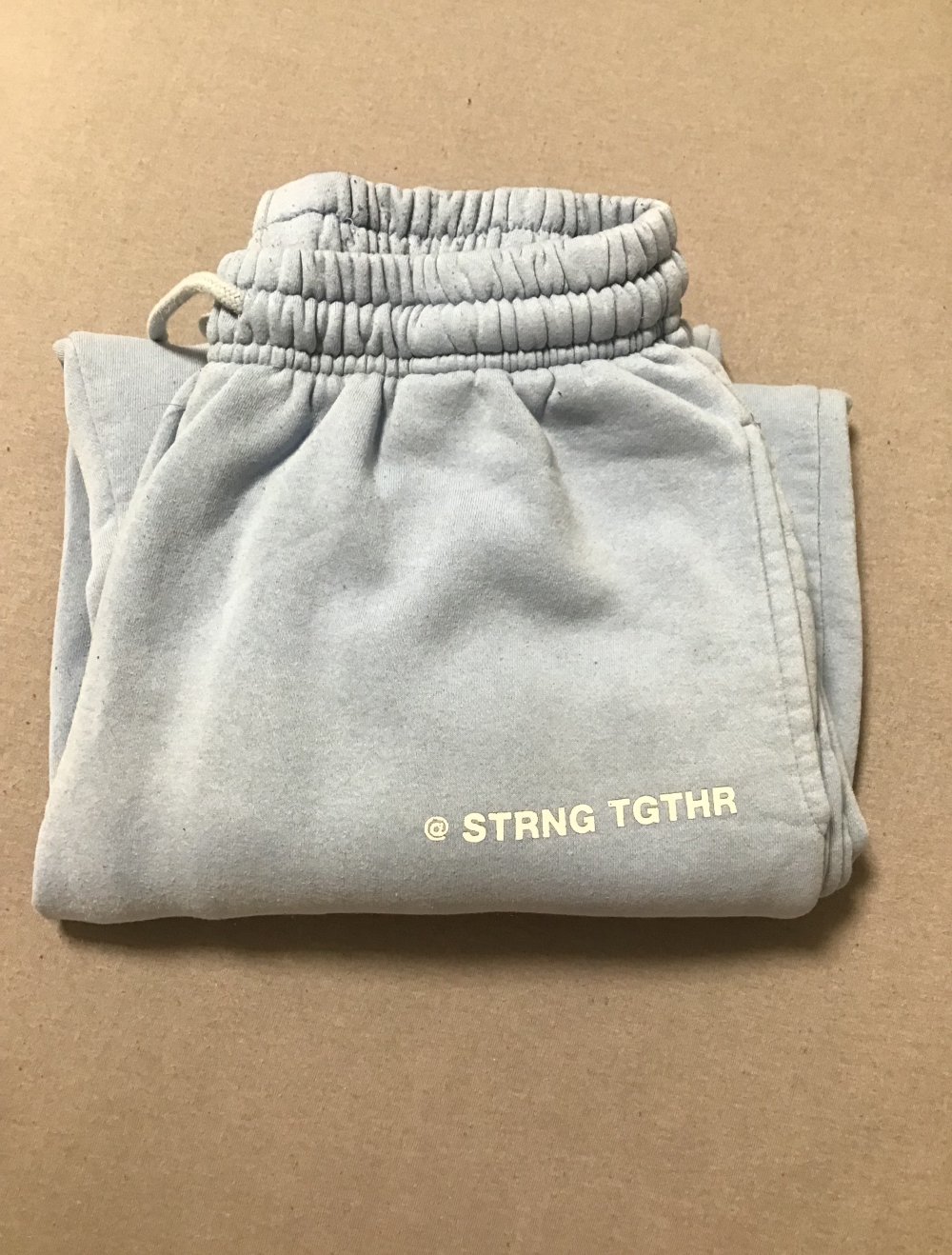 Baby blaue Jogginghose