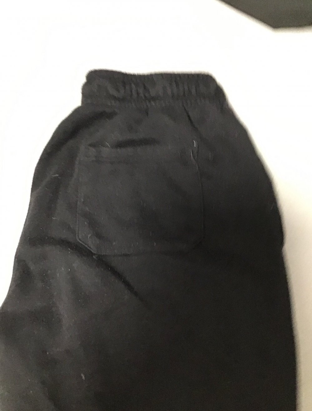 schwarze Jogging Hose