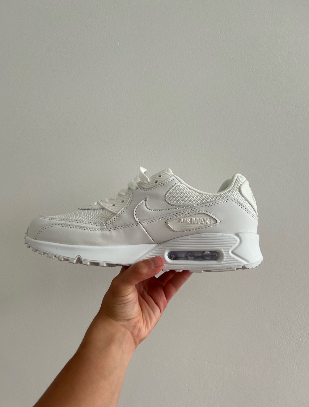 Ungetragene Nike Air Max 90 in Weiß - Top Zustand!
