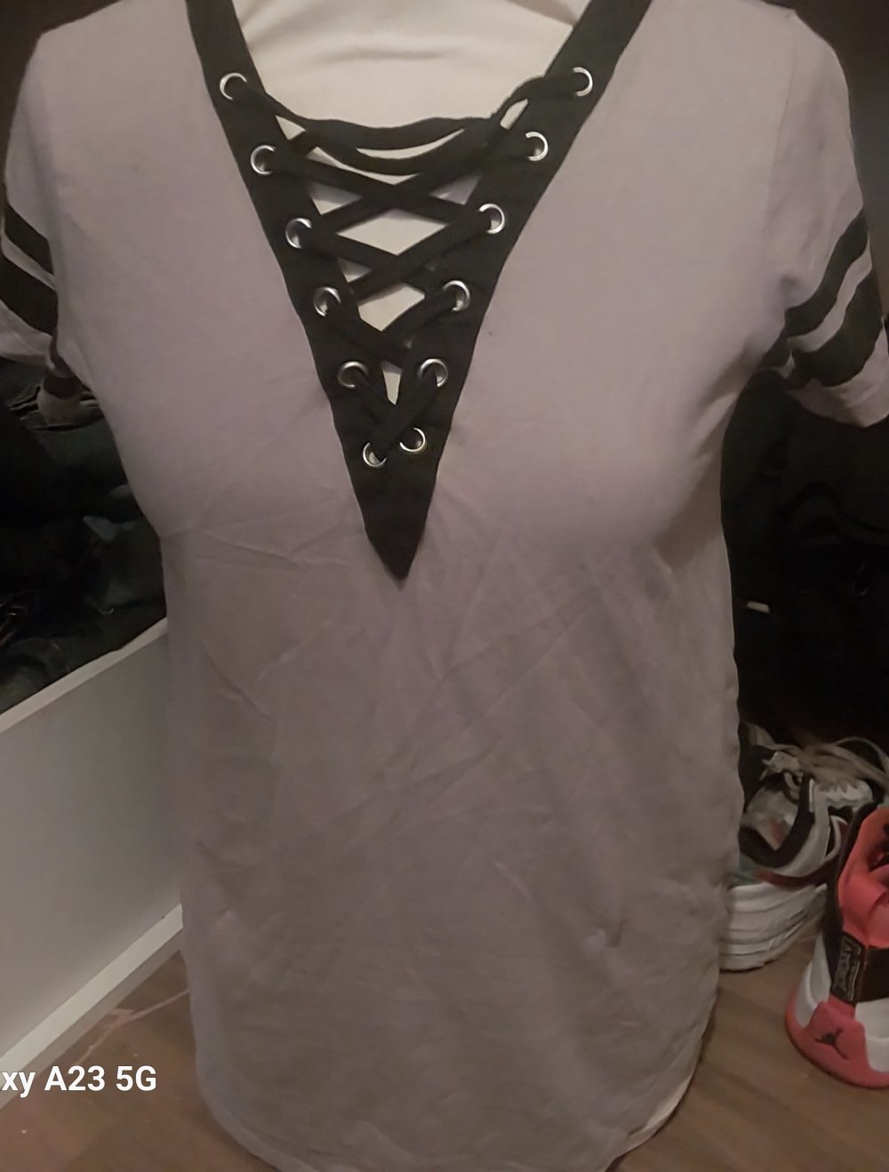 lilanes tshirt mit schnürung