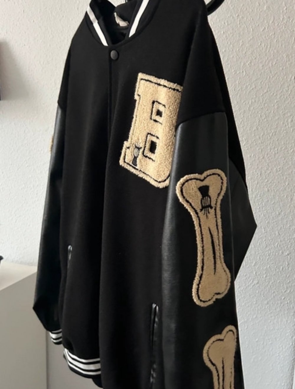 College Jacke schwarz