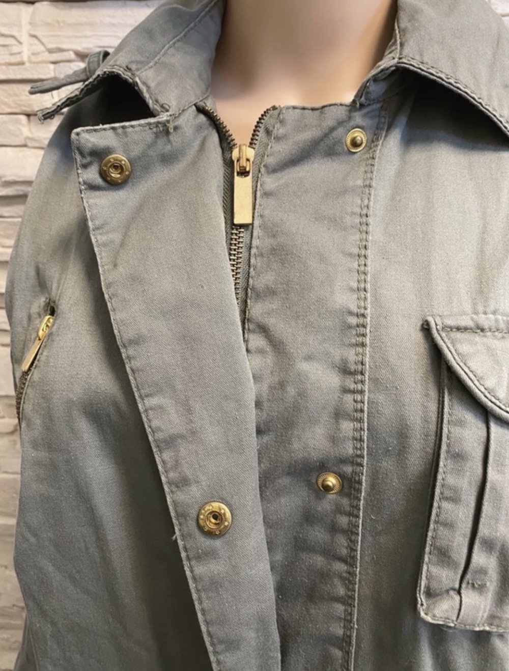 Leichte Jacke von Amisu Gr 38