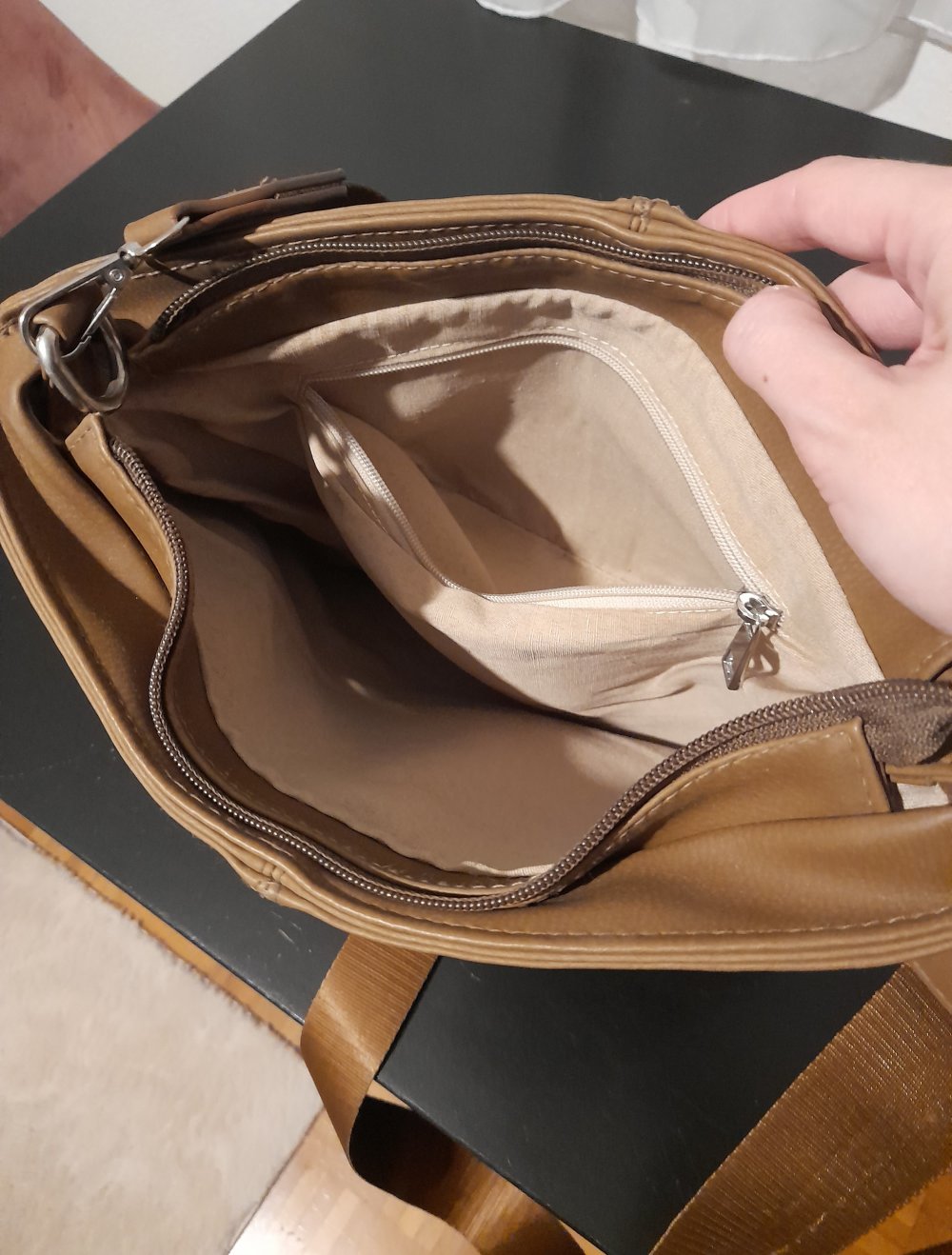 Braune Umhängetasche