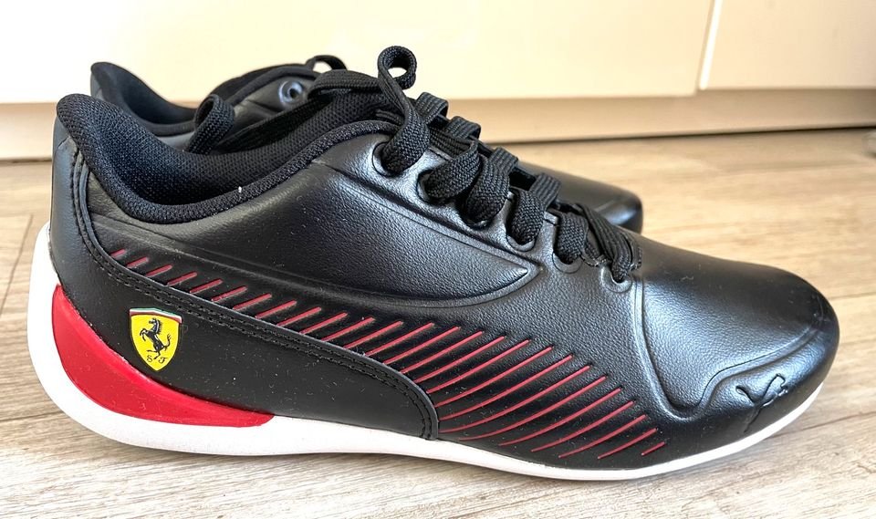 Puma Ferrari Drift Cat 7S Ultra JR Sneaker Gr. 35 1/2 NEU OVP