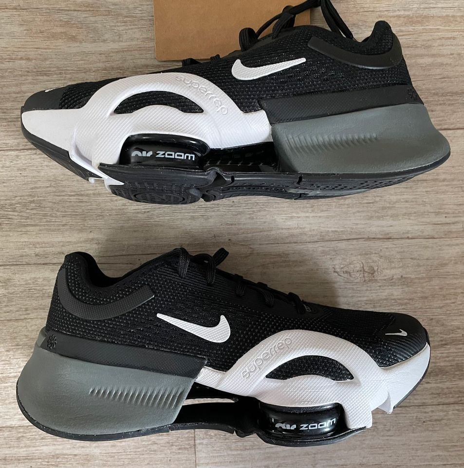 Nike Zoom SuperRep 4 NN Sneaker Laufschuhe Gr. 35,5 NEU OVP