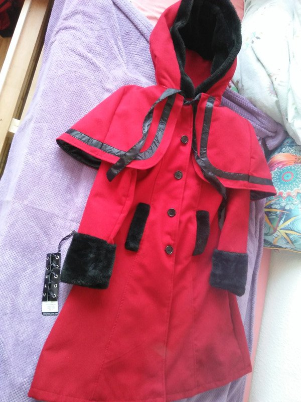 Voodoo Vixxsin Mantel EMP Rot mit Cape So schön 34-36 xs-s XS S 