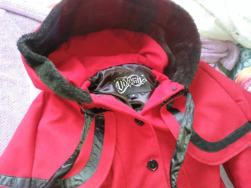 Voodoo Vixxsin Mantel EMP Rot mit Cape So schön 34-36 xs-s XS S 