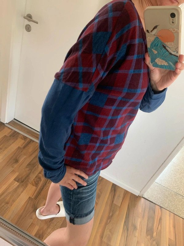 Stylisches Oberteil Bon‘Aparte Rot Blau S M Tolles außergewöhnliches cool Langarm Pulli fällt es leicht weiter als 36 Für 36 - S -36-38 -38 und 38-40 ( Angabe L) 100% Baumwolle 