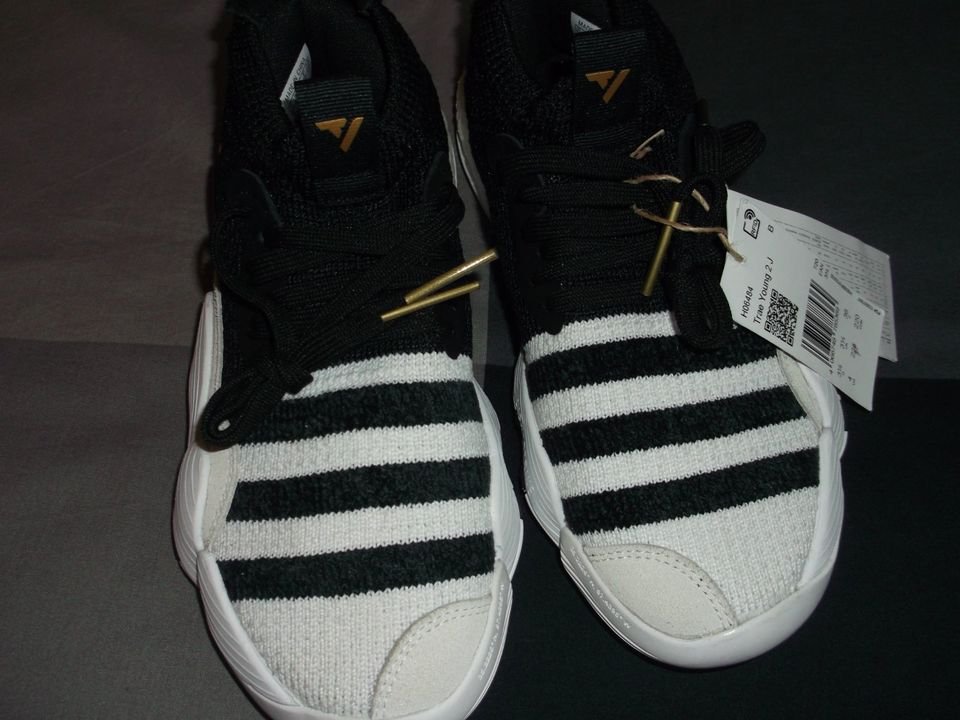 Adidas Trae Young 2 J Basketballschuhe Gr.36 NEU