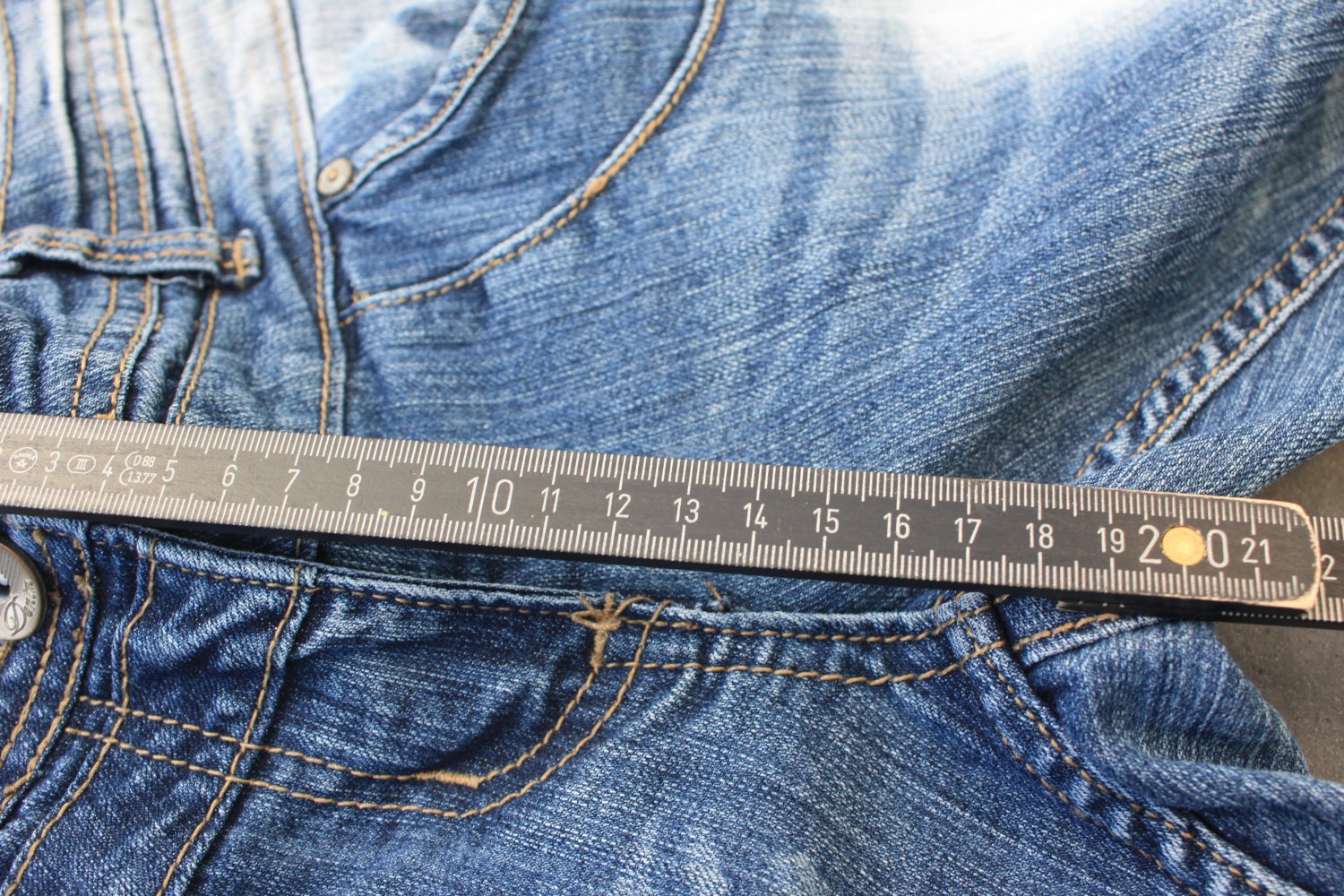 coole Original Freshmade Stretch-Jeans in Gr. M aus USA