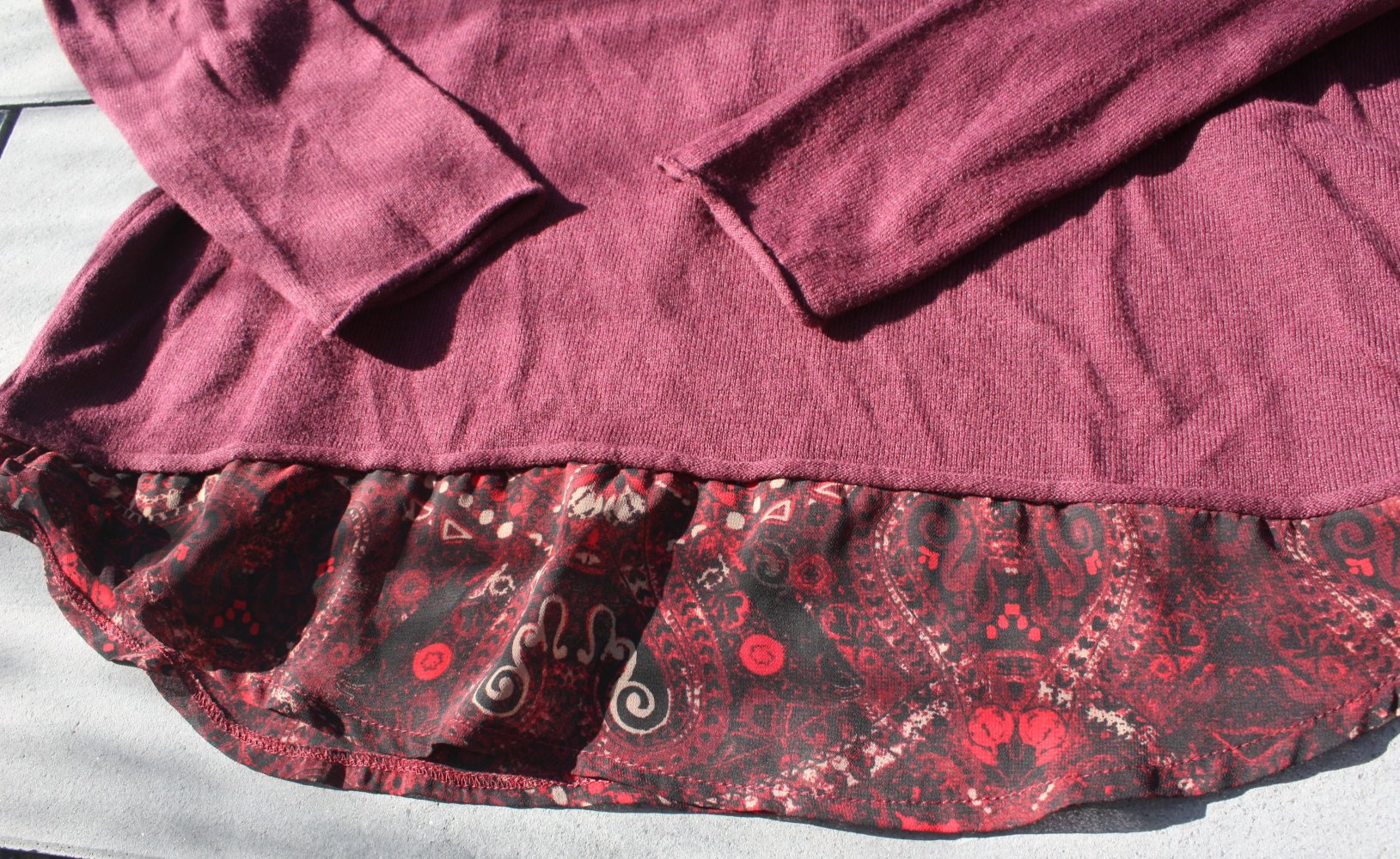 NEUER modischer Pulli mit Flatter-Blusen-Einsatz in Gr. 