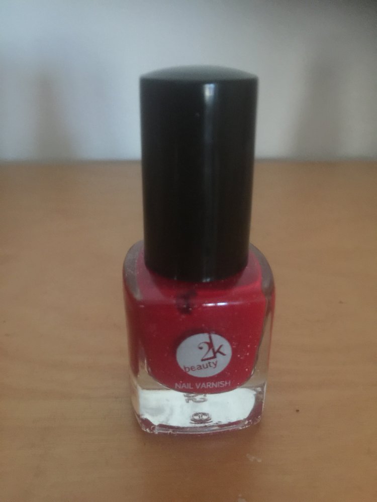 Einen Roten Nagellack