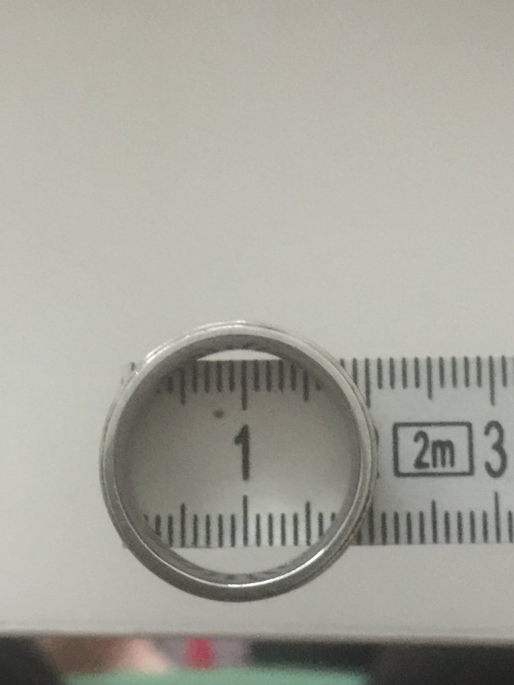 Ring mit vier Steinen