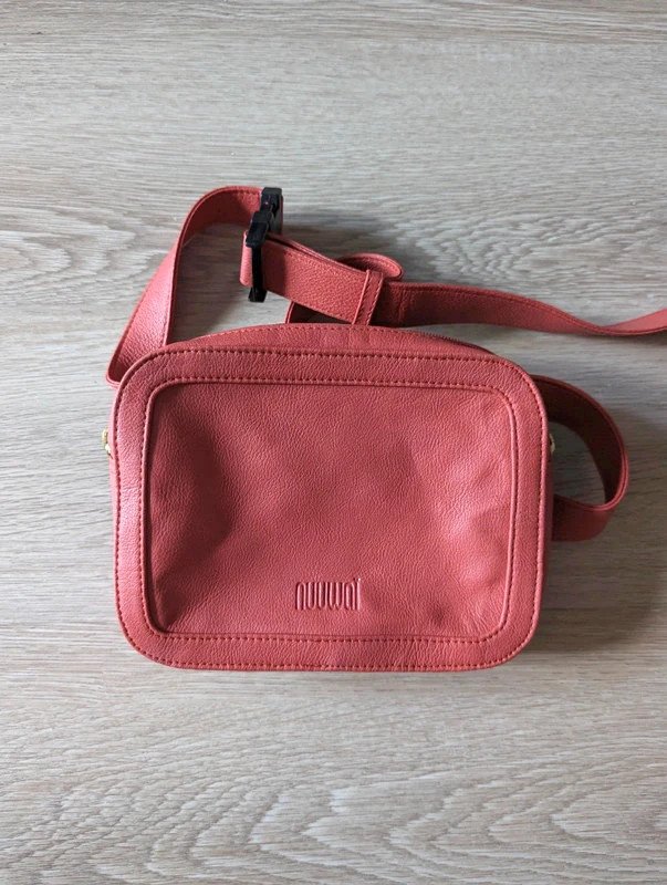 Veganes Leder Bauchtasche Schultertasche nuuwa? Umhängetasche