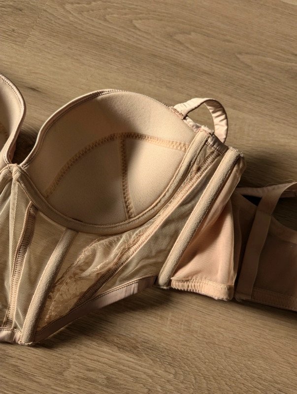 Oberteile Bralette Style Korsett Noir Kollektion Hunkemöller Spitze Details