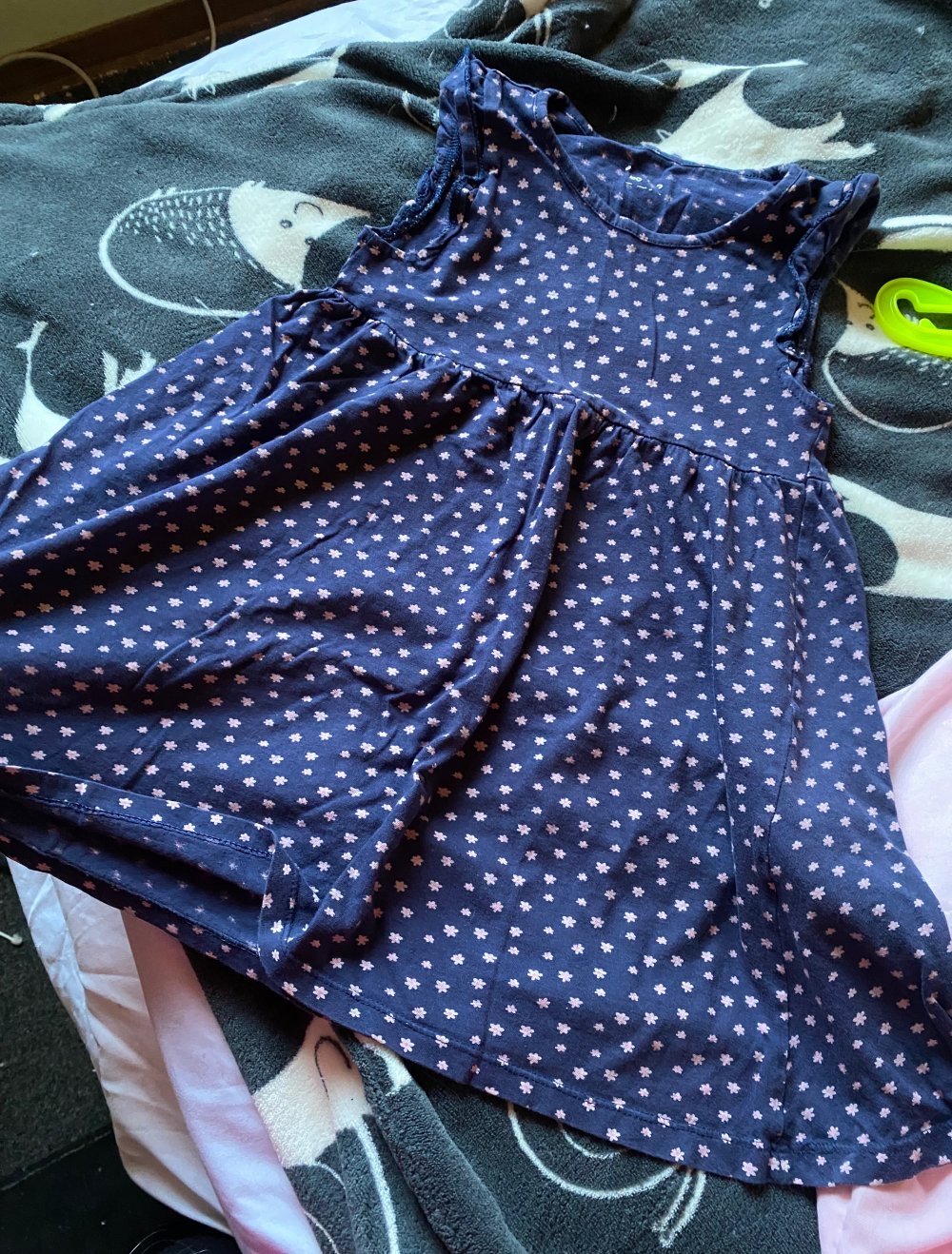 Kleid für Mädchen