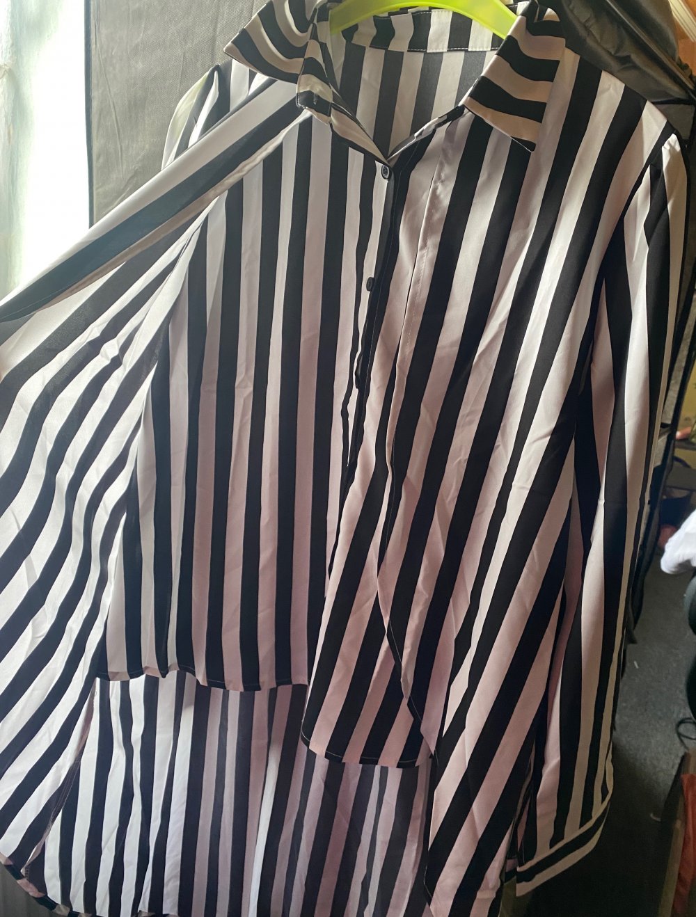 Schöne Bluse mit Jäckchen