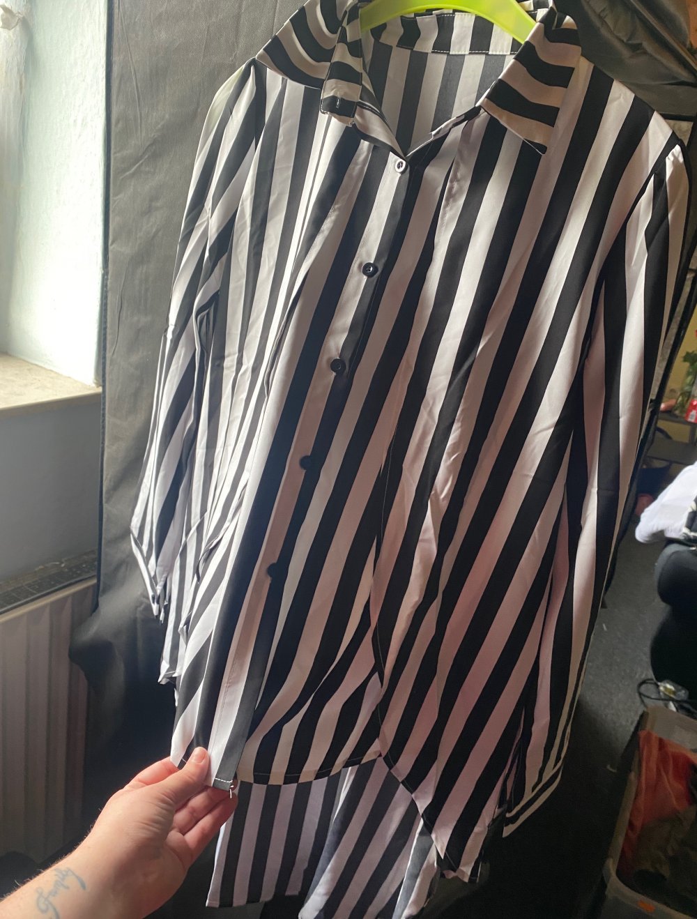 Schöne Bluse mit Jäckchen