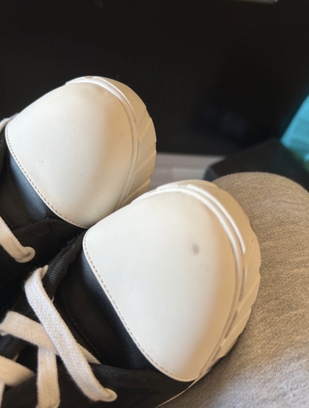 Absatzschuhe von Guess