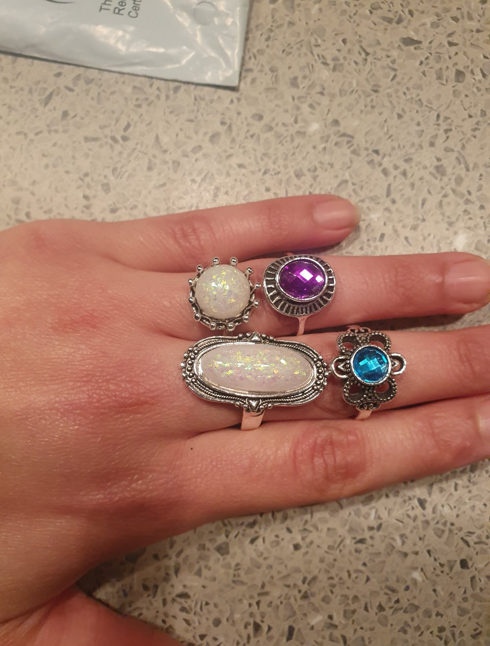 Schöne Ringe suchen ein neues Zuhause