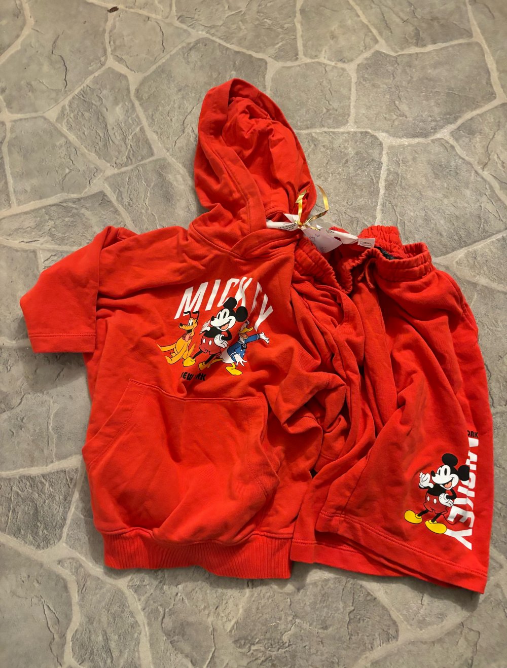 H&M Micky Mouse Set Hose und Shirt Gr. 134/140